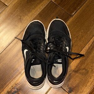 Nike Black and White Women’s Running Sneakers